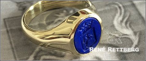 Siegelringe aus massivem Gelbgold mit Lapislazuli